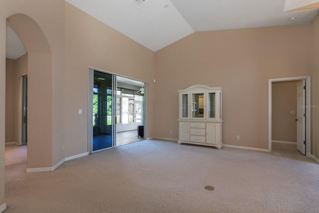 27300 PINE STRAW ROAD, Leesburg, FL 34748