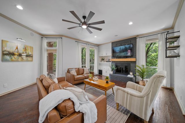 2622 Woods Lane, Garland, TX 75044