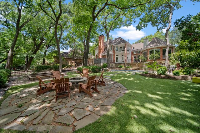 2622 Woods Lane, Garland, TX 75044