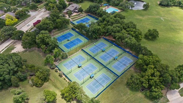 2622 Woods Lane, Garland, TX 75044