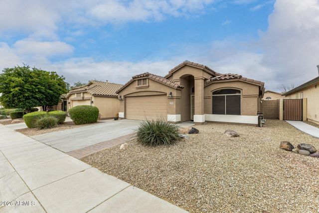 2326 W GAMBIT Trail, Phoenix, AZ 85085