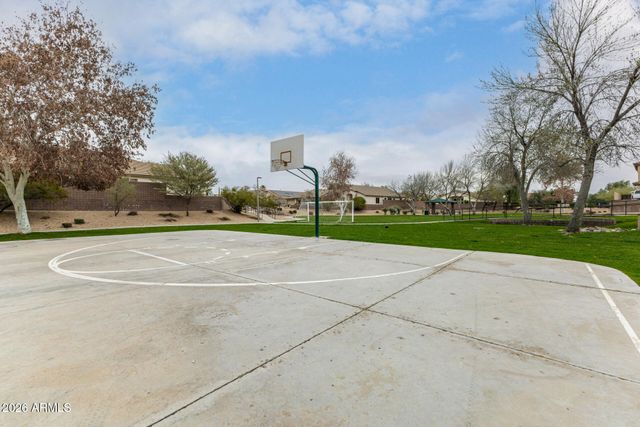 2326 W GAMBIT Trail, Phoenix, AZ 85085