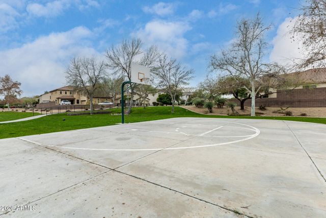 2326 W GAMBIT Trail, Phoenix, AZ 85085