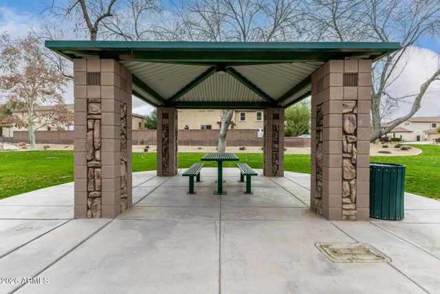 2326 W GAMBIT Trail, Phoenix, AZ 85085