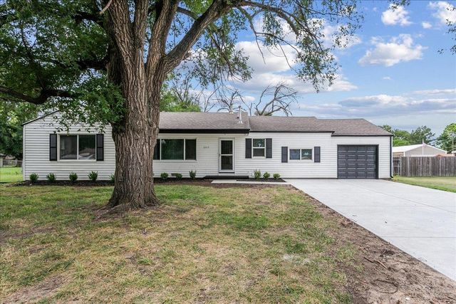 2649 N Clarence Ave, Wichita, KS 67204