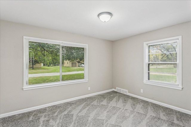 2649 N Clarence Ave, Wichita, KS 67204