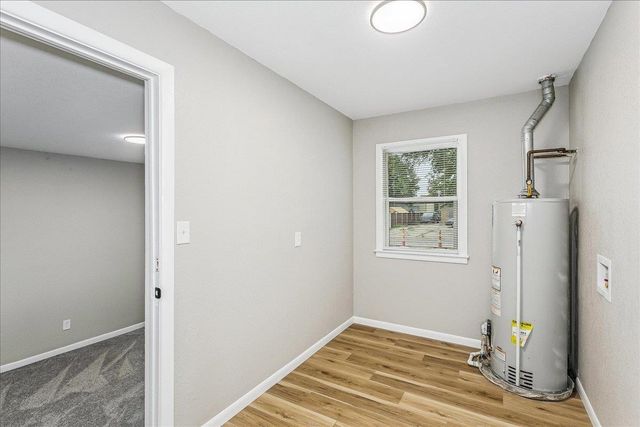 2649 N Clarence Ave, Wichita, KS 67204