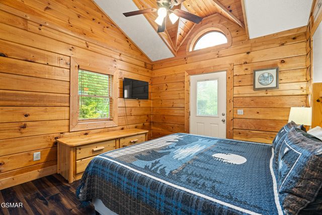 314 Brown Wren Way, Gatlinburg, TN 37738