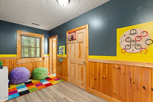 314 Brown Wren Way, Gatlinburg, TN 37738