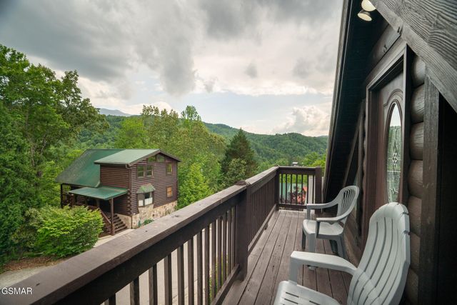 314 Brown Wren Way, Gatlinburg, TN 37738