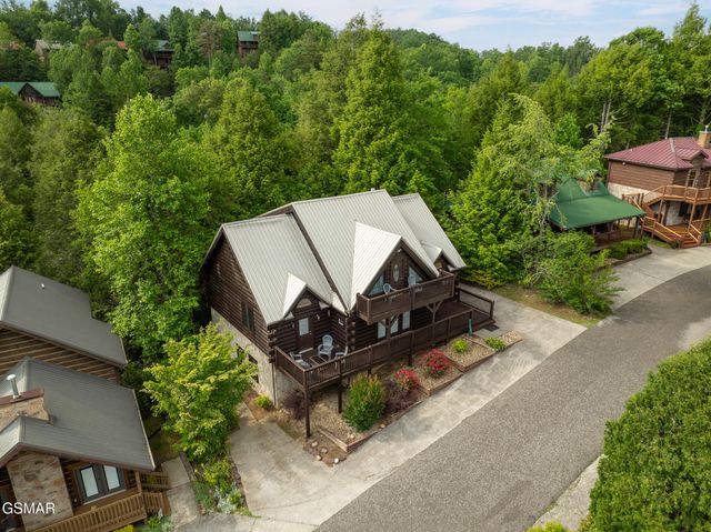 314 Brown Wren Way, Gatlinburg, TN 37738