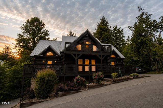 314 Brown Wren Way, Gatlinburg, TN 37738