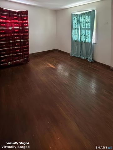 373,377,387 Jefferson Avenue, New London, CT 06320