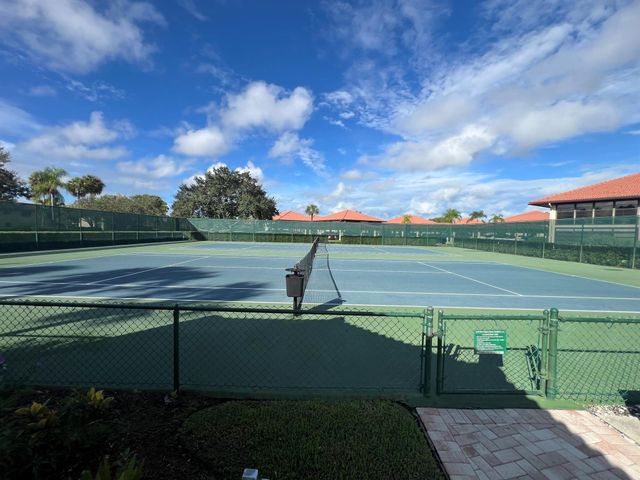 151 SW South River Drive 203, Stuart, FL 34997