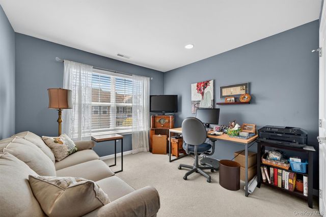 29 Banbury Way 1105, Newburgh, NY 12550
