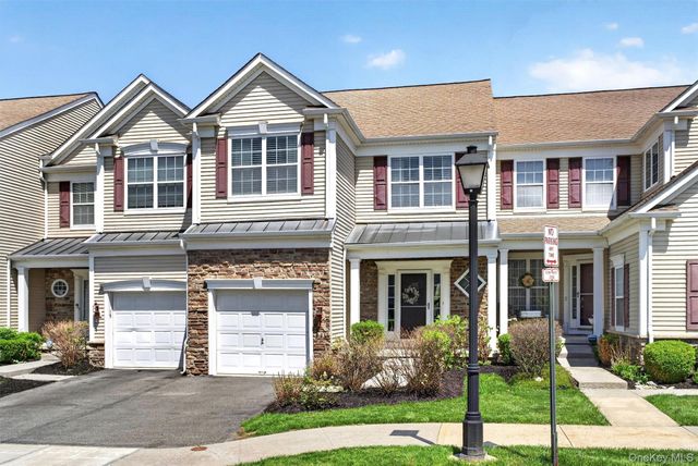 29 Banbury Way 1105, Newburgh, NY 12550
