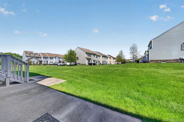 29 Banbury Way 1105, Newburgh, NY 12550