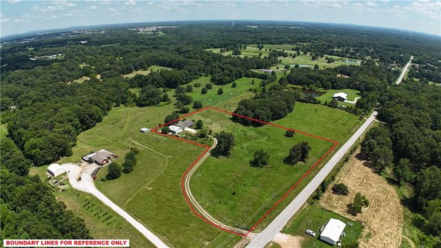 15520 Jack Crabtree Road, Bentonville, AR 72712