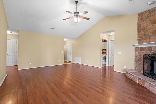 15520 Jack Crabtree Road, Bentonville, AR 72712
