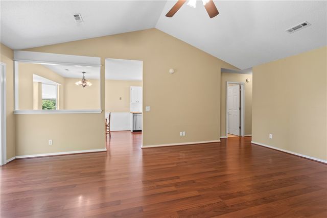 15520 Jack Crabtree Road, Bentonville, AR 72712