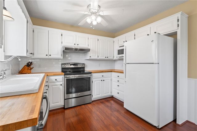 15520 Jack Crabtree Road, Bentonville, AR 72712