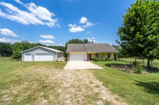 15520 Jack Crabtree Road, Bentonville, AR 72712