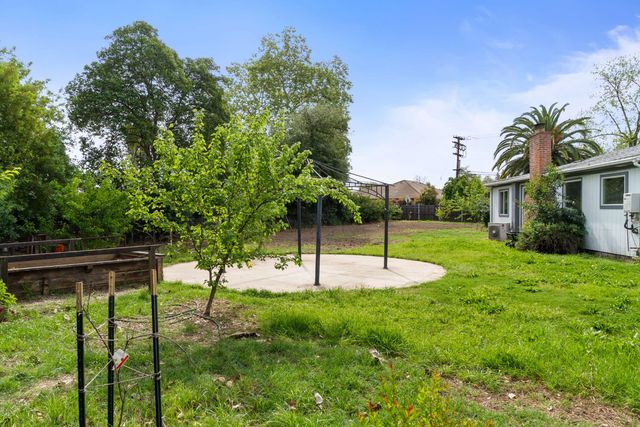 4204 Abraham Way, Carmichael, CA 95608