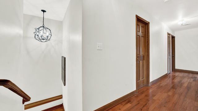7022 W 64th Street, Chicago, IL 60638