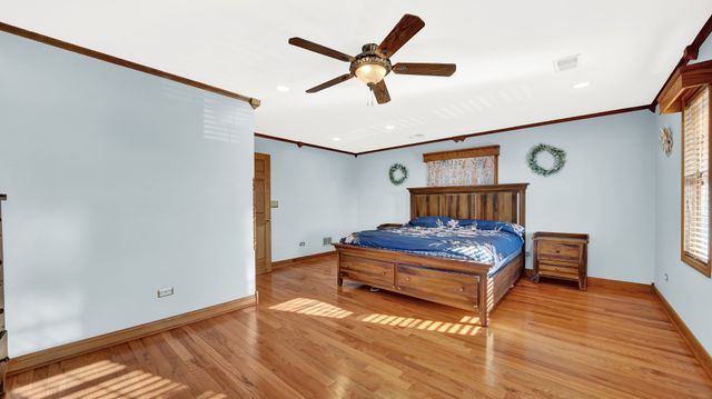 7022 W 64th Street, Chicago, IL 60638