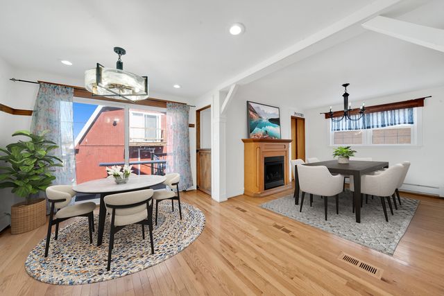 7022 W 64th Street, Chicago, IL 60638