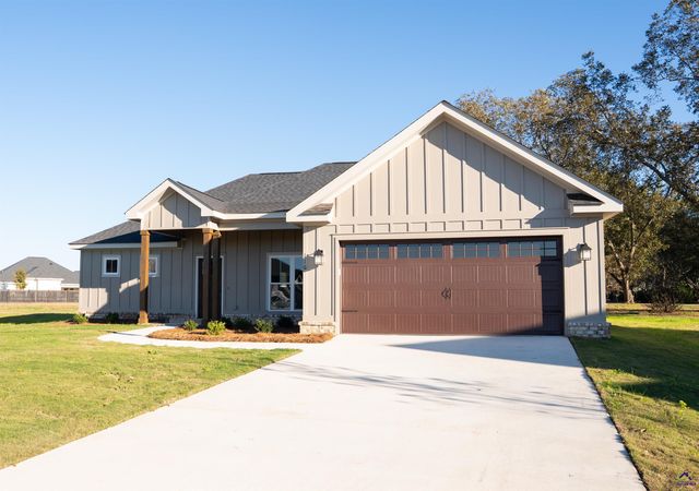 116 Nash Court, Perry, GA 31069