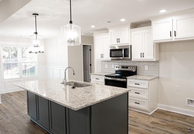 116 Nash Court, Perry, GA 31069