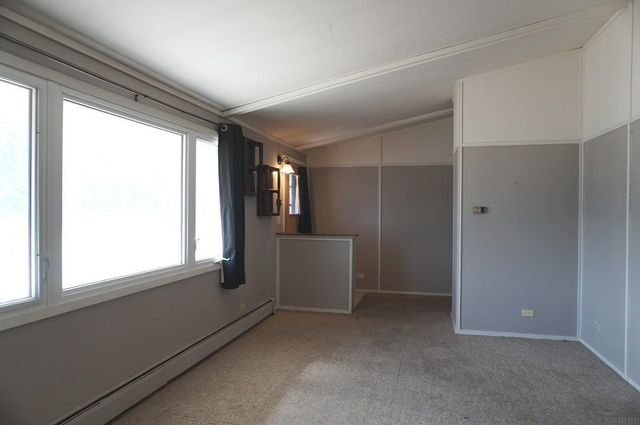 901 18th Avenue, Charles City, IA 50616