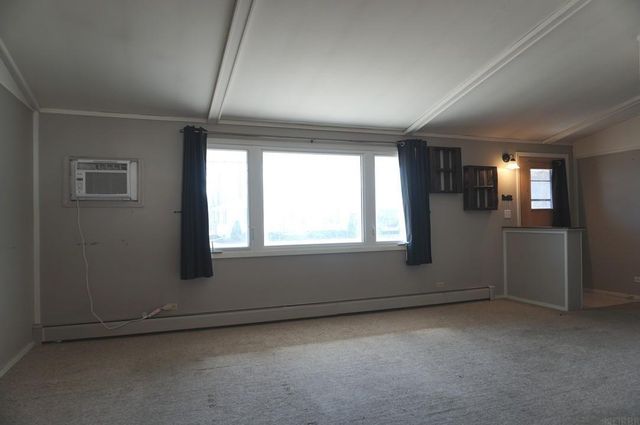 901 18th Avenue, Charles City, IA 50616