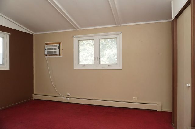 901 18th Avenue, Charles City, IA 50616