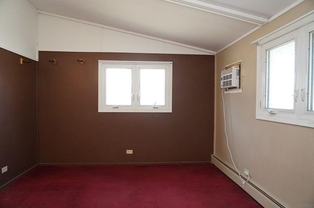 901 18th Avenue, Charles City, IA 50616