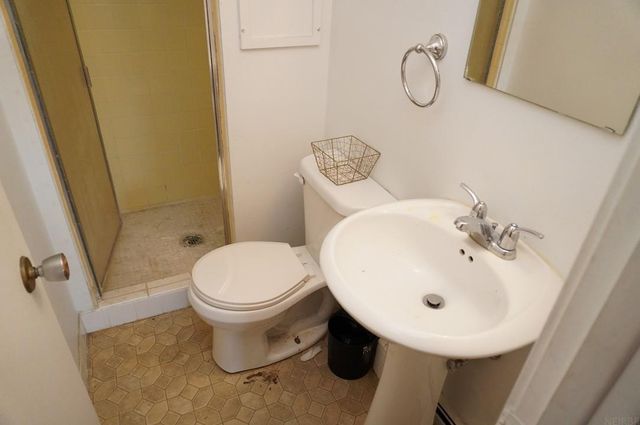 901 18th Avenue, Charles City, IA 50616