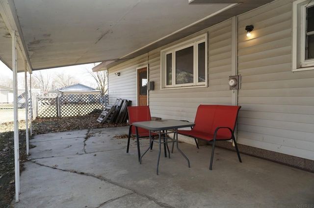 901 18th Avenue, Charles City, IA 50616