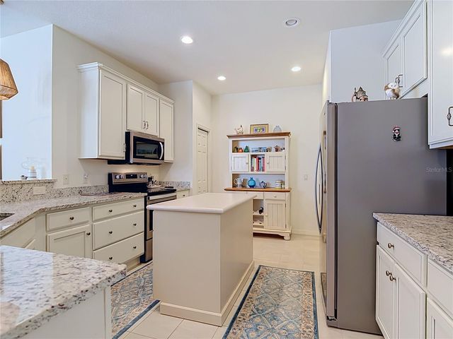 1674 LINZ COURT, Winter Haven, FL 33884