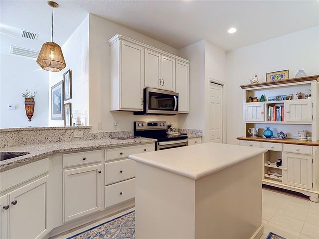 1674 LINZ COURT, Winter Haven, FL 33884