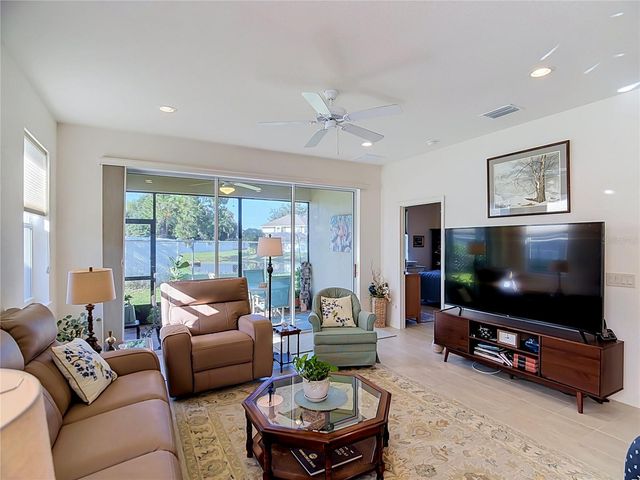 1674 LINZ COURT, Winter Haven, FL 33884