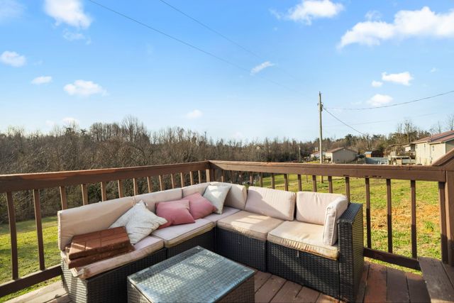 210 Big Hill Mountain Road, Mckee, KY 40447