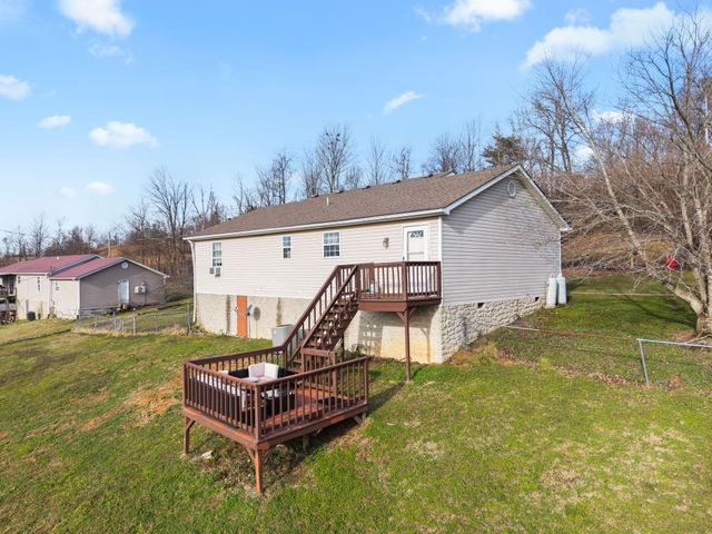 210 Big Hill Mountain Road, Mckee, KY 40447