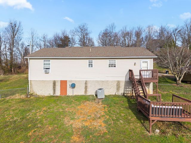 210 Big Hill Mountain Road, Mckee, KY 40447