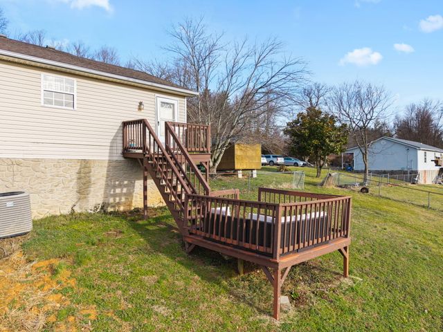 210 Big Hill Mountain Road, Mckee, KY 40447