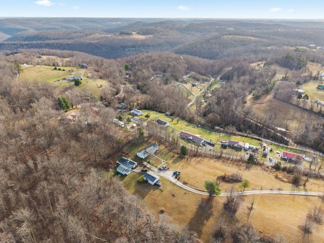 210 Big Hill Mountain Road, Mckee, KY 40447