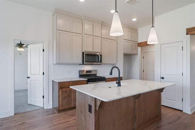 17701 Horne Lane, Edmond, OK 73012