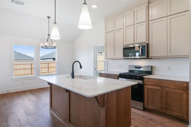 17701 Horne Lane, Edmond, OK 73012