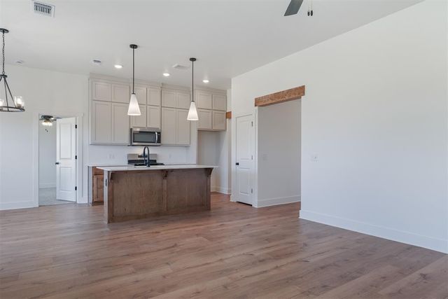 17701 Horne Lane, Edmond, OK 73012