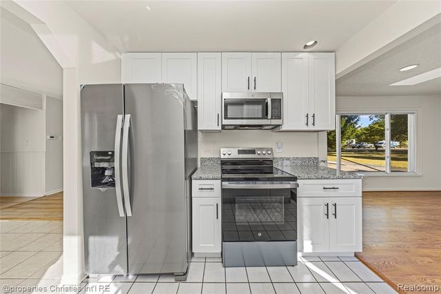 6550 Inkster Road, West Bloomfield, MI 48322